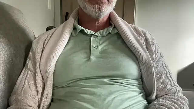 Snapshot of braselton06 chatting on September 2025 01:48:02 PM braselton06 online show from September 2025 01:48:02 PM