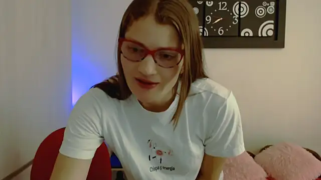 Snapshot of Camila-ventura chatting on May 2026 08:15:01 PM Camila-ventura online show from May 2026 08:15:01 PM