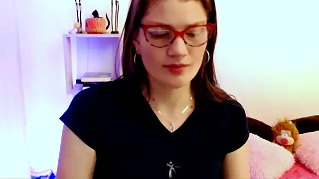 Snapshot of Camila-ventura chatting on May 2026 11:48:02 AM Camila-ventura online show from May 2026 11:48:02 AM