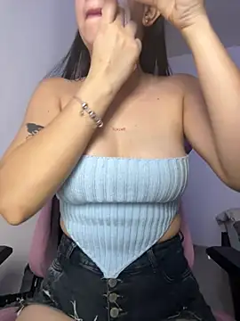 lucy grey25 online show from February 2026 05:22:02 PM