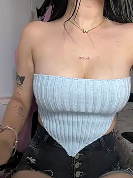 lucy grey25 online show from March 2026 02:56:02 PM