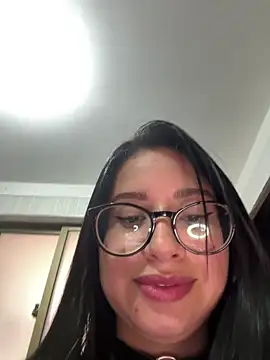 lucy grey25 online show from April 2026 06:36:02 PM