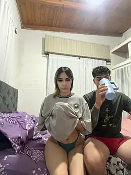 Snapshot of Babylovetiernax chatting on October 2025 04:24:02 AM Babylovetiernax online show from October 2025 04:24:02 AM