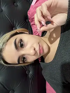 Babylovetiernax online show from June 2026 10:03:02 AM