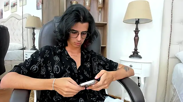 Ibratxandy online show from February 2026 07:47:02 PM