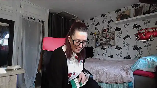 Mistress-Ivy51 online show from February 2026 08:51:01 AM