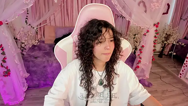 bunny curly online show from September 2025 07:59:02 PM