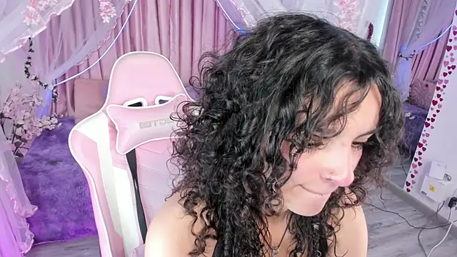 bunny curly online show from September 2025 12:51:02 PM