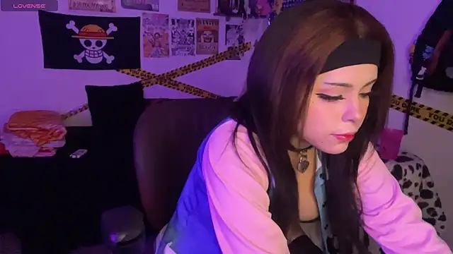 Snapshot of PixelKitty_ chatting on November 2025 01:16:01 AM PixelKitty online show from November 2025 01:16:01 AM