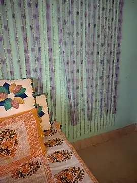 Ishu Lovee online show from April 2026 06:51:01 AM