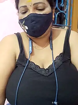 Snapshot of lathikaqueentamil chatting on September 2025 05:35:02 PM lathikaqueentamil online show from September 2025 05:35:02 PM