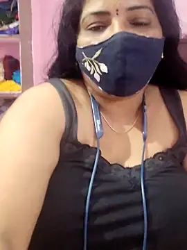 Snapshot of lathikaqueentamil chatting on September 2025 09:18:01 PM lathikaqueentamil online show from September 2025 09:18:01 PM