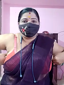 Snapshot of lathikaqueentamil chatting on September 2025 09:47:02 AM lathikaqueentamil online show from September 2025 09:47:02 AM