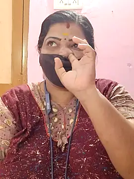 Snapshot of lathikaqueentamil chatting on September 2025 10:03:02 PM lathikaqueentamil online show from September 2025 10:03:02 PM