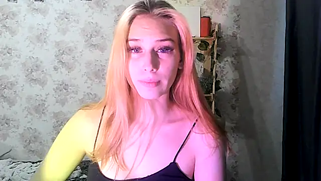 Snapshot of ClaireLaSweet chatting on October 2025 10:21:02 PM ClaireLaSweet online show from October 2025 10:21:02 PM