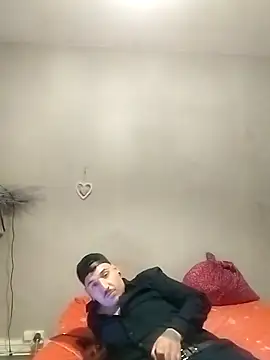 JuicyBigcockxh online show from September 2025 05:34:01 PM