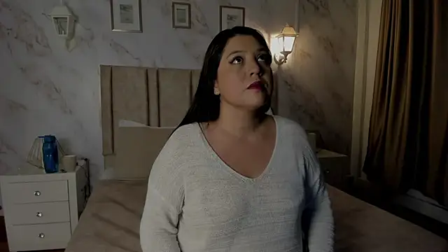 Paula And online show from February 2026 11:04:02 AM