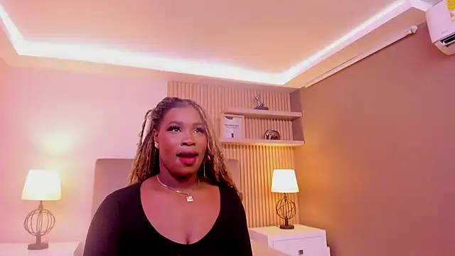 SerenaWinslow online show from May 2026 12:02:01 PM