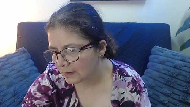 Linda banks  online show from November 2025 01:27:01 AM