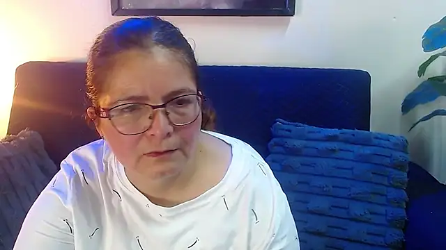 Snapshot of Linda_banks_ chatting on June 2026 01:30:01 AM Linda banks online show from June 2026 01:30:01 AM