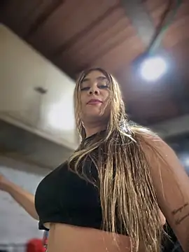 Snapshot of ChannelConnor_ chatting on November 2025 11:37:02 PM ChannelConnor online show from November 2025 11:37:02 PM