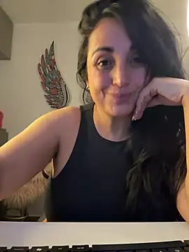 Snapshot of hotadhara01 chatting on May 2026 01:09:02 PM hotadhara01 online show from May 2026 01:09:02 PM