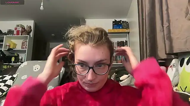 harleyblair online show from January 2026 10:45:01 PM