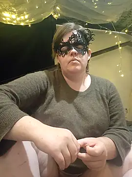 VeiledMuse online show from November 2025 01:15:01 AM