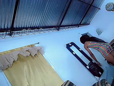 Anthonella valentina online show from April 2026 02:23:01 AM