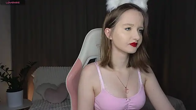 AlexsisFaee online show from October 2025 08:31:01 PM