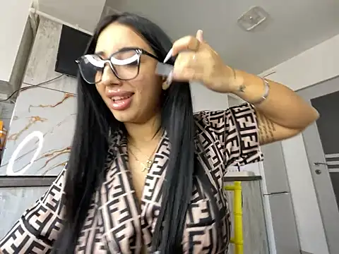 Snapshot of BlueEyes_BB chatting on October 2025 10:07:01 AM BlueEyes BB online show from October 2025 10:07:01 AM