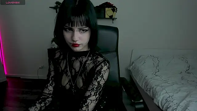 LiyaLuna online show from February 2026 04:00:01 PM