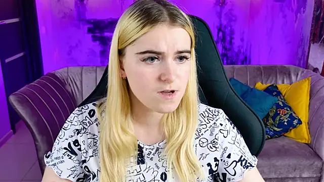 Stef Nicks online show from October 2025 09:09:02 AM