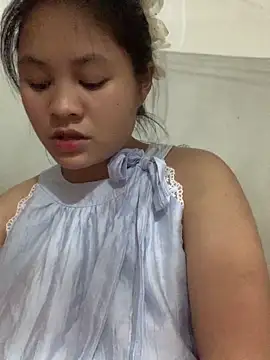 NhuFox online show from February 2026 02:38:01 AM