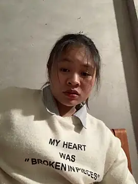 NhuFox online show from February 2026 01:26:02 PM