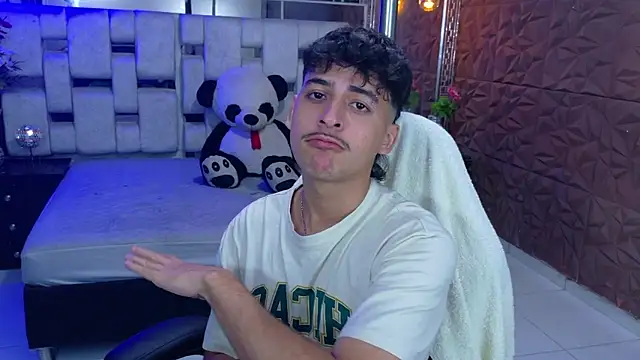 Alan Del Reyx online show from January 2026 05:42:01 AM