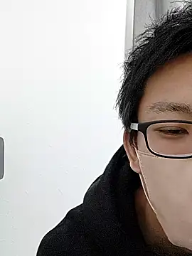 Snapshot of mitsuki0915 chatting on March 2026 01:43:02 AM mitsuki0915 online show from March 2026 01:43:02 AM