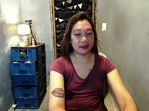 Snapshot of ur_sexymaurice chatting on May 2026 10:17:02 PM ur sexymaurice online show from May 2026 10:17:02 PM