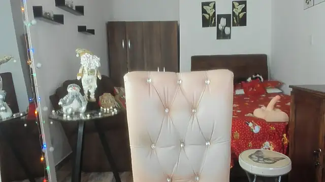 Bryony Sullyvan online show from December 2024 09:00:02 PM