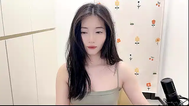 Snapshot of Rosalind_xixi chatting on September 2025 01:55:01 PM Rosalind xixi online show from September 2025 01:55:01 PM