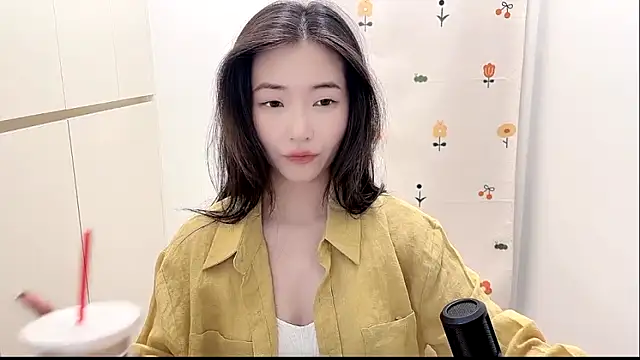 Snapshot of Rosalind_xixi chatting on October 2025 06:36:02 AM Rosalind xixi online show from October 2025 06:36:02 AM