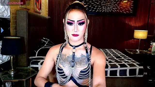 Snapshot of HorseCockDivine chatting on July 2026 05:32:02 AM HorseCockDivine online show from July 2026 05:32:02 AM