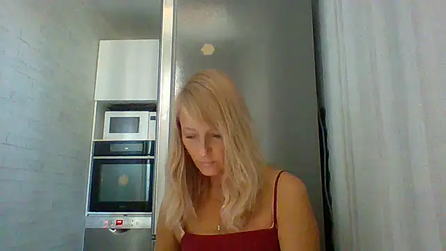 Vexxaa online show from September 2025 10:04:02 AM