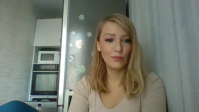 Vexxaa online show from December 2025 06:52:01 AM