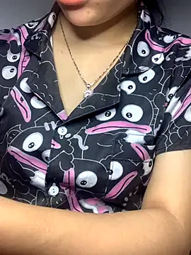 Snapshot of Nguyenha11 chatting on November 2025 09:00:02 AM Nguyenha11 online show from November 2025 09:00:02 AM