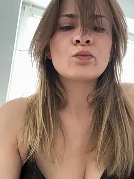 IsabellaEtha online show from May 2026 04:04:02 PM