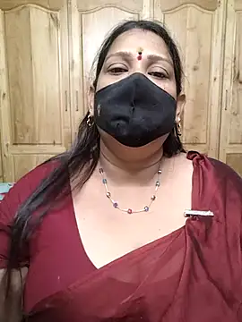 Snapshot of sutari84 chatting on July 2026 04:29:01 AM sutari84 online show from July 2026 04:29:01 AM