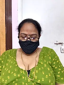 Snapshot of heera-rani chatting on September 2025 12:51:02 PM heera-rani online show from September 2025 12:51:02 PM