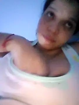 Snapshot of VictoriDior chatting on April 2026 03:39:01 AM VictoriDior online show from April 2026 03:39:01 AM