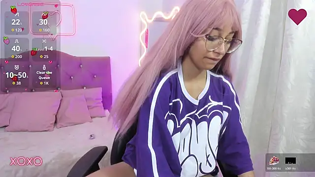 Snapshot of HANNI_TAY chatting on November 2025 12:18:01 PM HANNI TAY online show from November 2025 12:18:01 PM